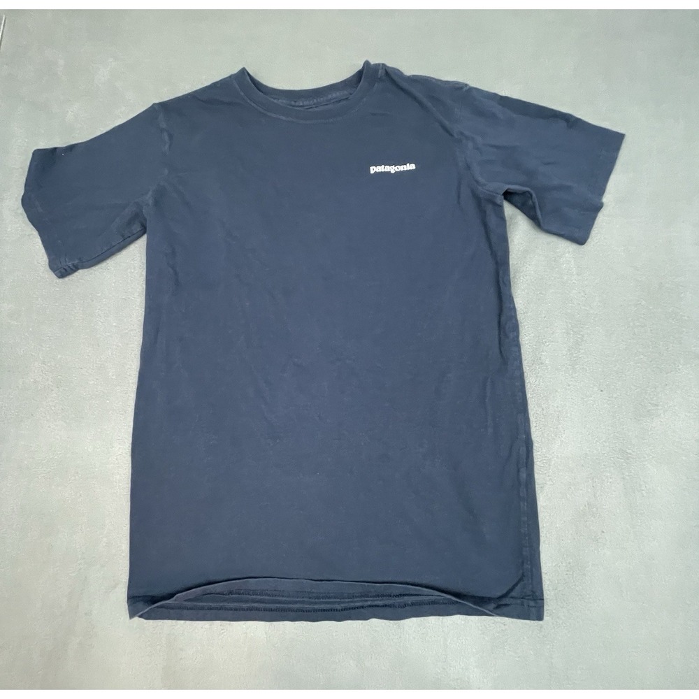 Patagonia Shirt Boys Large Blue Lightweight Crew Neck Outdoor Back Graphic‎ Tee